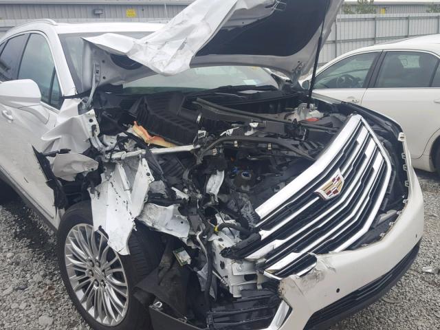 1GYKNDRS7HZ283942 - 2017 CADILLAC XT5 LUXURY WHITE photo 9