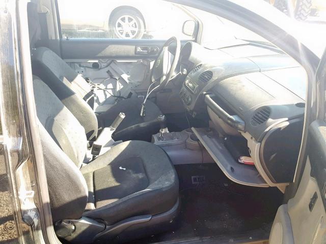3VWCD21C91M464213 - 2001 VOLKSWAGEN NEW BEETLE შავი ფოტო 5