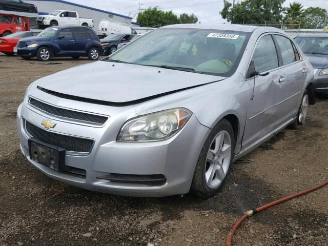 1G1ZB5EB9AF219197 - 2010 CHEVROLET MALIBU LS ვერცხლისფერი ფოტო 2