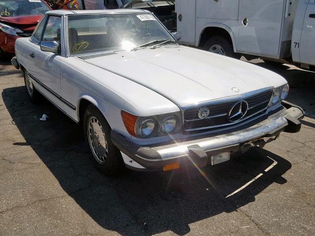 WDBBA48D7HA072841 - 1987 MERCEDES-BENZ 560 SL WHITE photo 1