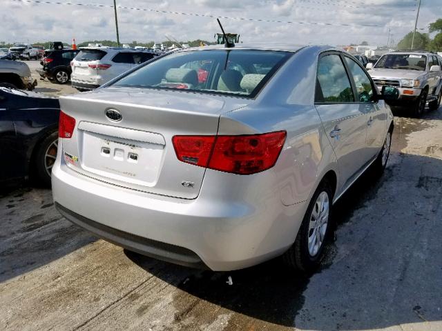 KNAFU4A22C5635750 - 2012 KIA FORTE EX SILVER photo 4