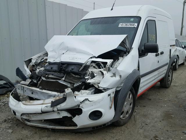 NM0LS7BN4DT130941 - 2013 FORD TRANSIT CO WHITE photo 2