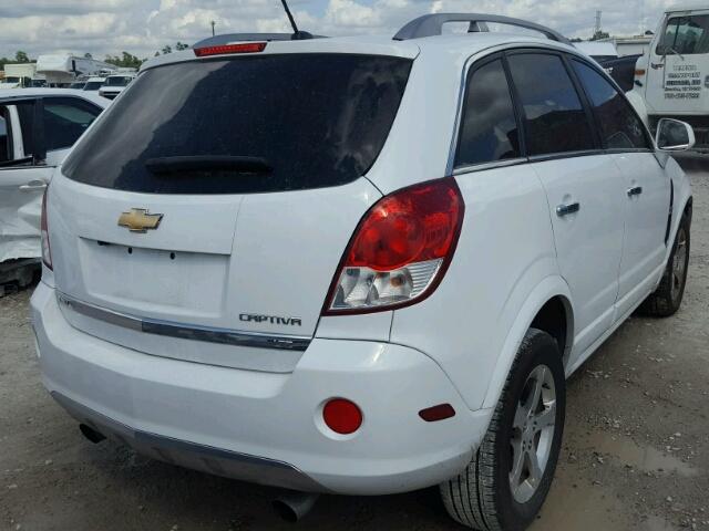 3GNFL4E53CS588896 - 2012 CHEVROLET CAPTIVA SP WHITE photo 4