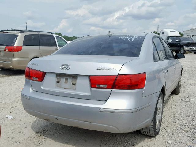 5NPET4AC3AH585075 - 2010 HYUNDAI SONATA GLS SILVER photo 4