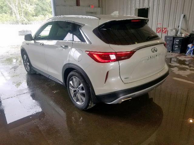 3PCAJ5M36KF128184 - 2019 INFINITI QX50 ESSEN WHITE photo 3