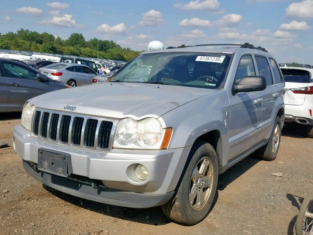 1J4HR58275C636068 - 2005 JEEP GRAND CHER SILVER photo 2