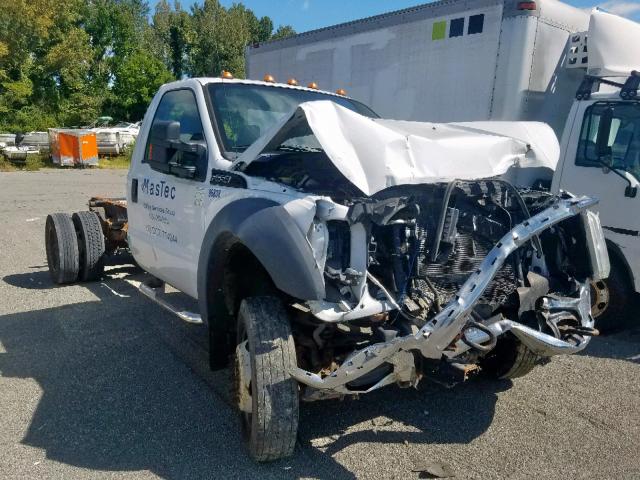 1FDUF5HY8BEC41944 - 2011 FORD F550 SUPER WHITE photo 1