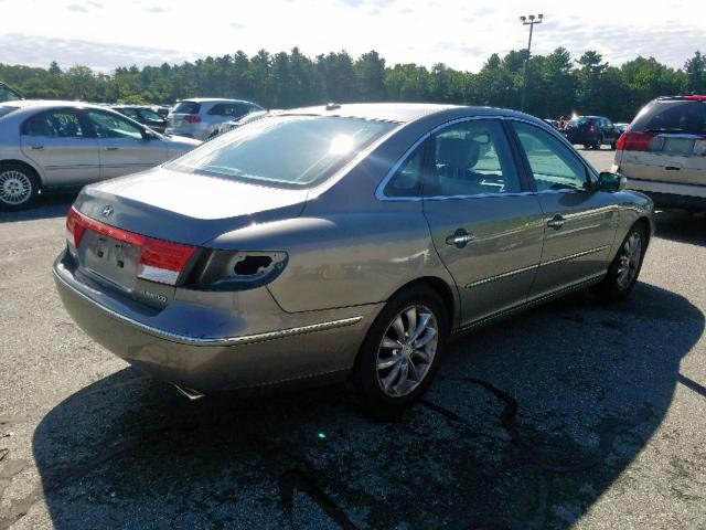 KMHFC46FX8A319038 - 2008 HYUNDAI AZERA SE GOLD photo 4