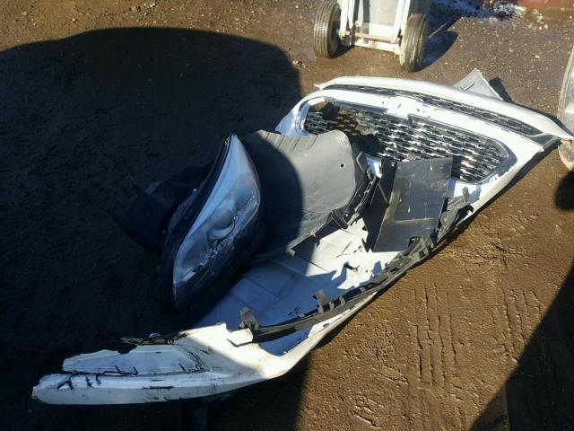 1G11C5SL4FF210180 - 2015 CHEVROLET MALIBU 1LT WHITE photo 9