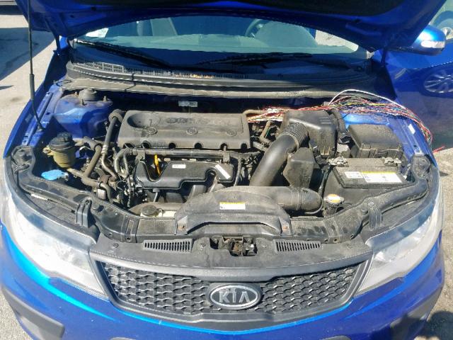 KNAFU6A27A5167345 - 2010 KIA FORTE EX BLUE photo 7