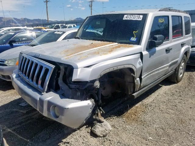 1J8HG48NX6C237701 - 2006 JEEP COMMANDER 银色 照片 2