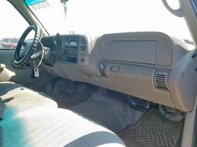 1GTEC19R3VE510762 - 1997 GMC SIERRA C15 GREEN photo 5