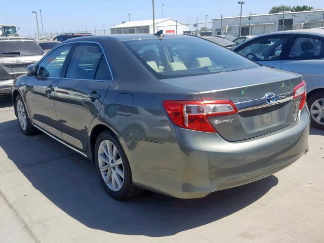 4T1BD1FK5CU001925 - 2012 TOYOTA CAMRY HYBR GRAY photo 3