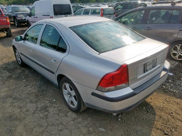 YV1RS53D542391373 - 2004 VOLVO S60 T5 SILVER photo 3