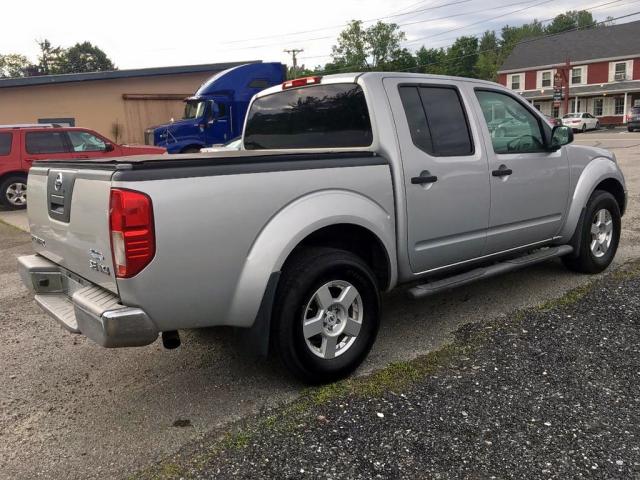 1N6AD07W88C435598 - 2008 NISSAN FRONTIER C GRAY photo 5