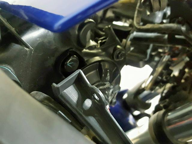 MH3RH06Y3FK006936 - 2015 YAMAHA YZFR3 BLUE photo 16