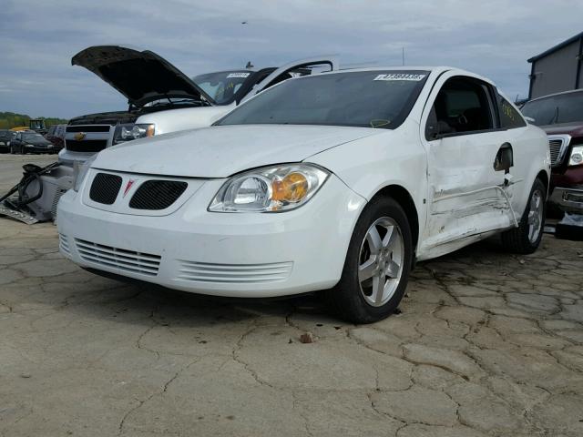 1G2AL15F877267598 - 2007 PONTIAC G5 WHITE photo 2