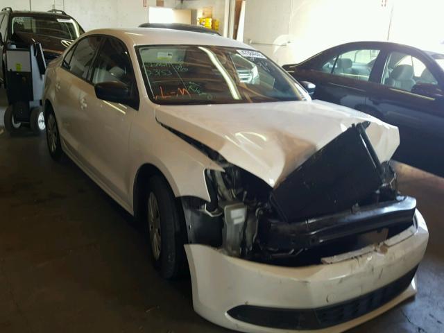 3VW2K7AJ8EM375218 - 2014 VOLKSWAGEN JETTA BASE 白色 照片 1
