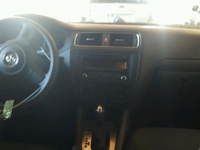 3VW2K7AJ8EM375218 - 2014 VOLKSWAGEN JETTA BASE 白色 照片 9