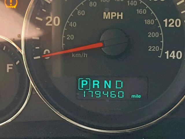 1J8HH48K66C202155 - 2006 JEEP COMMANDER მწვანე ფოტო 8