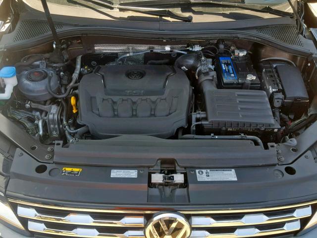 3VV3B7AX3KM030302 - 2019 VOLKSWAGEN TIGUAN SE GRAY photo 7