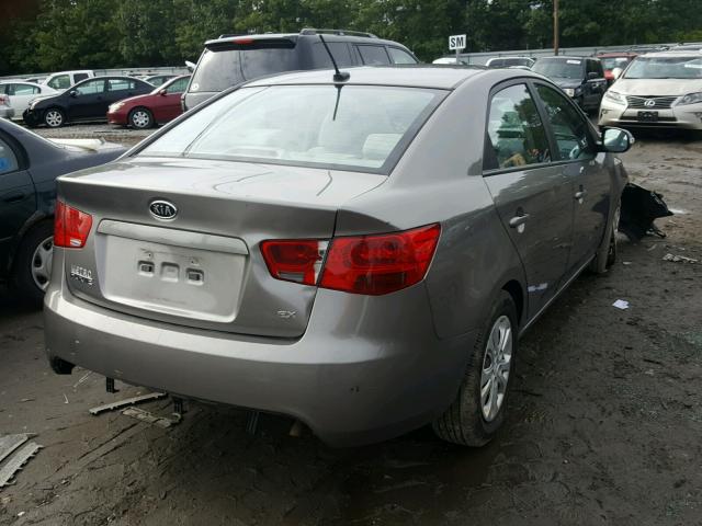 KNAFU4A29A5130947 - 2010 KIA FORTE EX BROWN photo 4