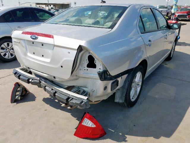 3FAHP0GA0AR111507 - 2010 FORD FUSION S SILVER photo 4