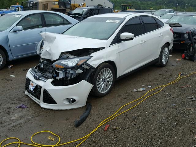 1FADP3J21EL450055 - 2014 FORD FOCUS TITA WHITE photo 2