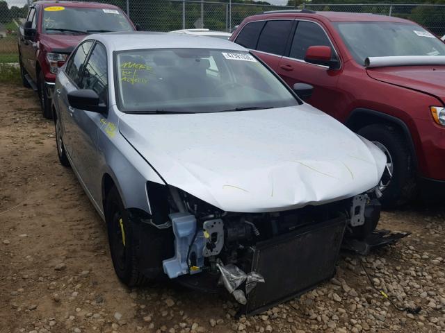 3VW2K7AJ5FM272257 - 2015 VOLKSWAGEN JETTA BASE Արծաթագույն լուսանկար 1