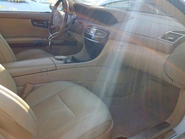 WDDEJ71XX8A009369 - 2008 MERCEDES-BENZ CL 550 WHITE photo 5