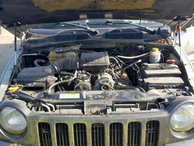 1J4GL48K83W678963 - 2003 JEEP LIBERTY SP SILVER photo 7