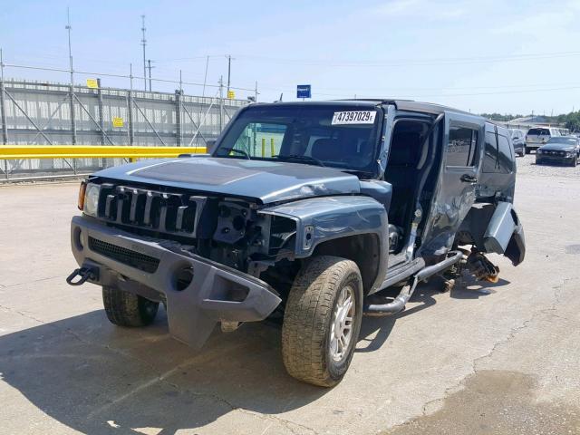 5GTDN136168332654 - 2006 HUMMER H3 BLUE photo 2