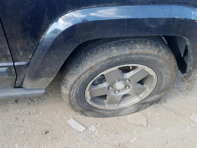 1J8HG48K16C206942 - 2006 JEEP COMMANDER 黑色 照片 9