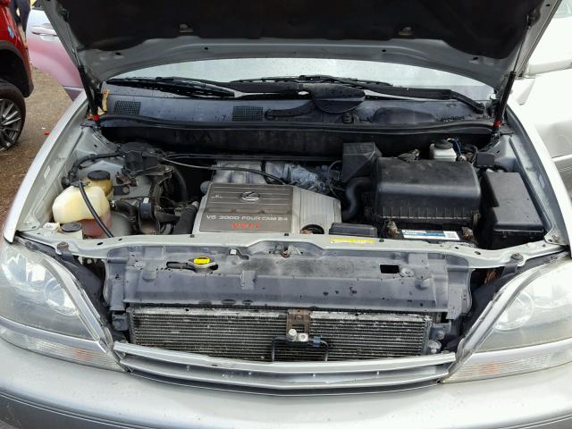 JT6HF10U6Y0160185 - 2000 LEXUS RX 300 SILVER photo 7