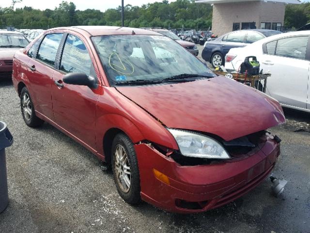 1FAFP34N95W125764 - 2005 FORD FOCUS ZX4 RED photo 1