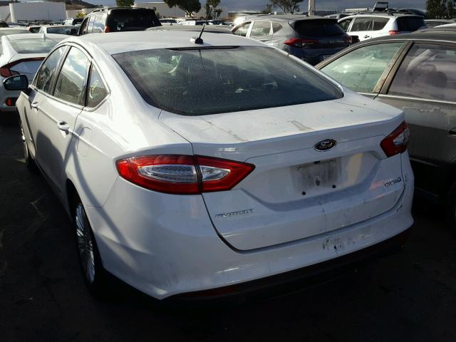 3FA6P0UU2GR178883 - 2016 FORD FUSION S H WHITE photo 3