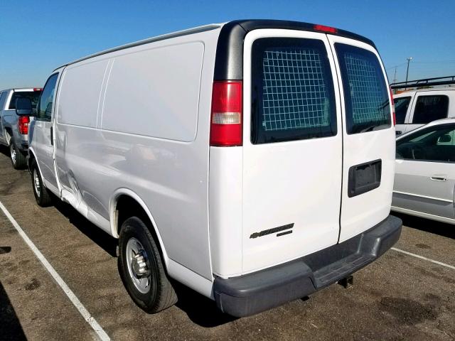 1GCWGFCA7D1104370 - 2013 CHEVROLET EXPRESS G2 WHITE photo 3