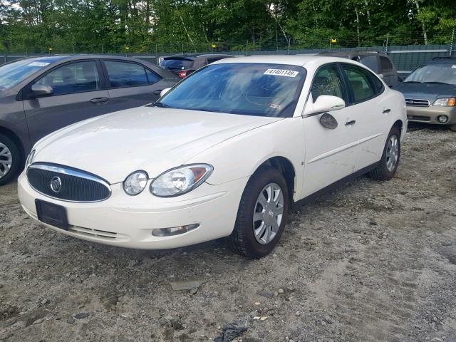 2G4WC582371182730 - 2007 BUICK LACROSSE C WHITE photo 2