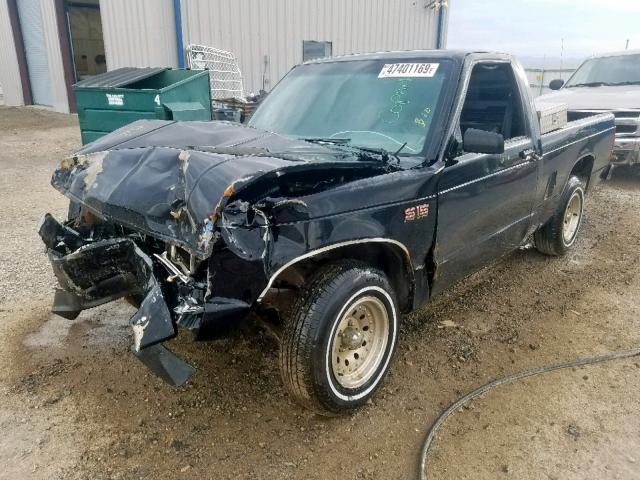 1GTBS14E2K2514504 - 1989 GMC S TRUCK S1 BLACK photo 2