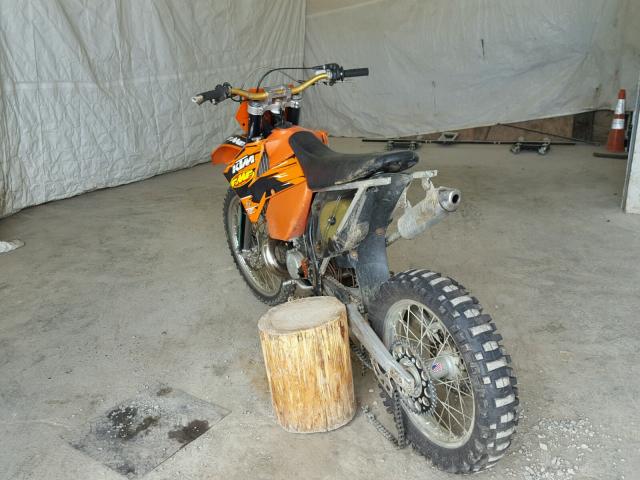 VBKEXL2356M231180 - 2006 KTM 250 XC ORANGE photo 3