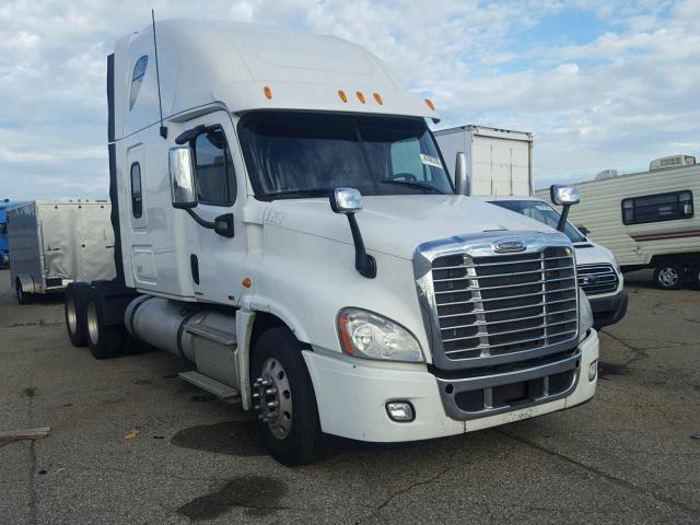 1FUJGLDR6CLBB3083 - 2012 FREIGHTLINER CASCADIA 1 WHITE photo 1