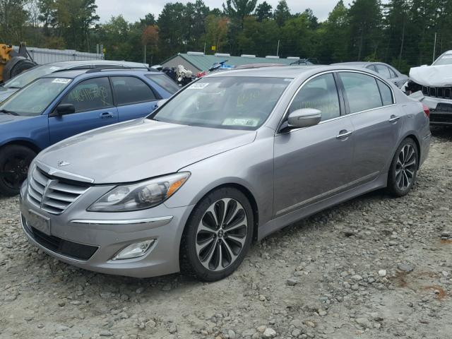 KMHGC4DH4CU162767 - 2012 HYUNDAI GENESIS 5. SILVER photo 2