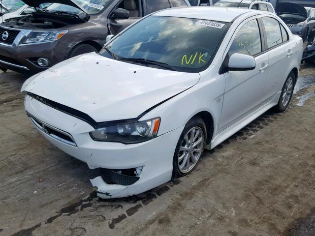 JA32V2FW1CU030038 - 2012 MITSUBISHI LANCER SE WHITE photo 2