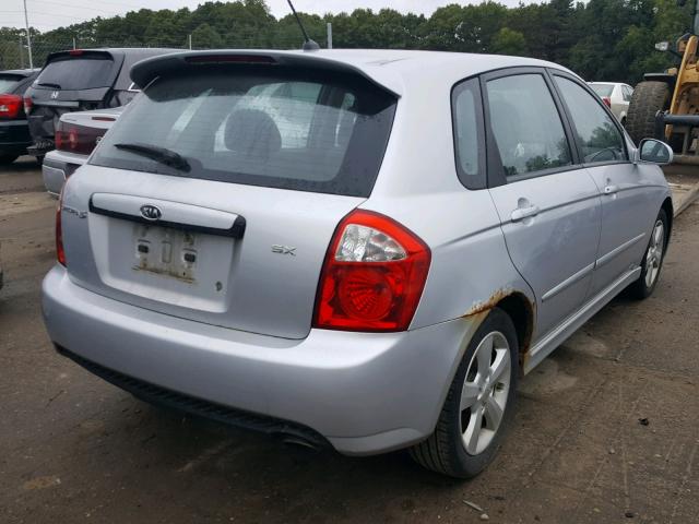 KNAFE161475006881 - 2007 KIA SPECTRA5 S SILVER photo 4