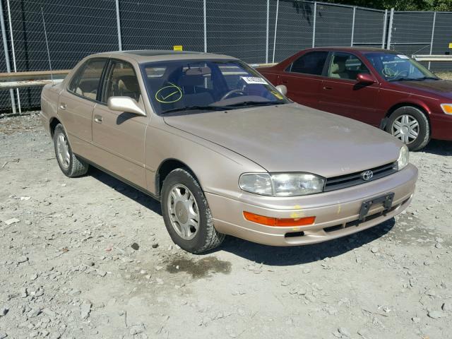 4T1GK13E6RU043393 - 1994 TOYOTA CAMRY XLE BEIGE photo 1