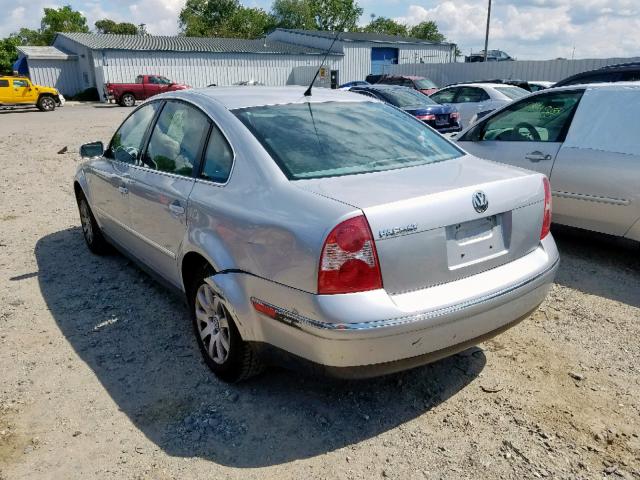 WVWPD63BX2P360938 - 2002 VOLKSWAGEN PASSAT GLS SILVER photo 3