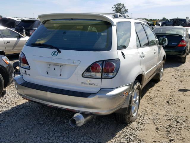 JTJGF10U220119514 - 2002 LEXUS RX 300 WHITE photo 4