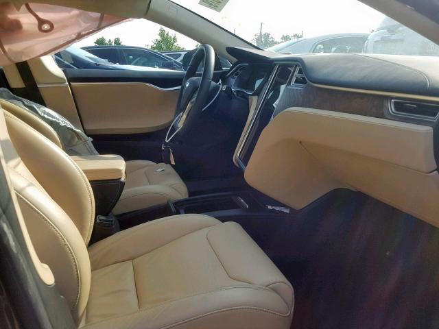 5YJSA1E16HF202867 - 2017 TESLA MODEL S შავი ფოტო 5