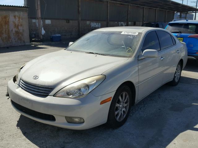 JTHBF30G020048718 - 2002 LEXUS ES 300 BEIGE photo 2