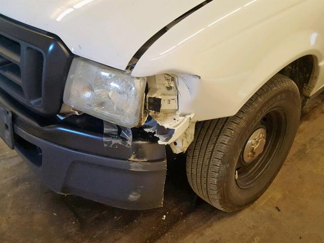 1FTYR10DX5PB02101 - 2005 FORD RANGER WHITE photo 9